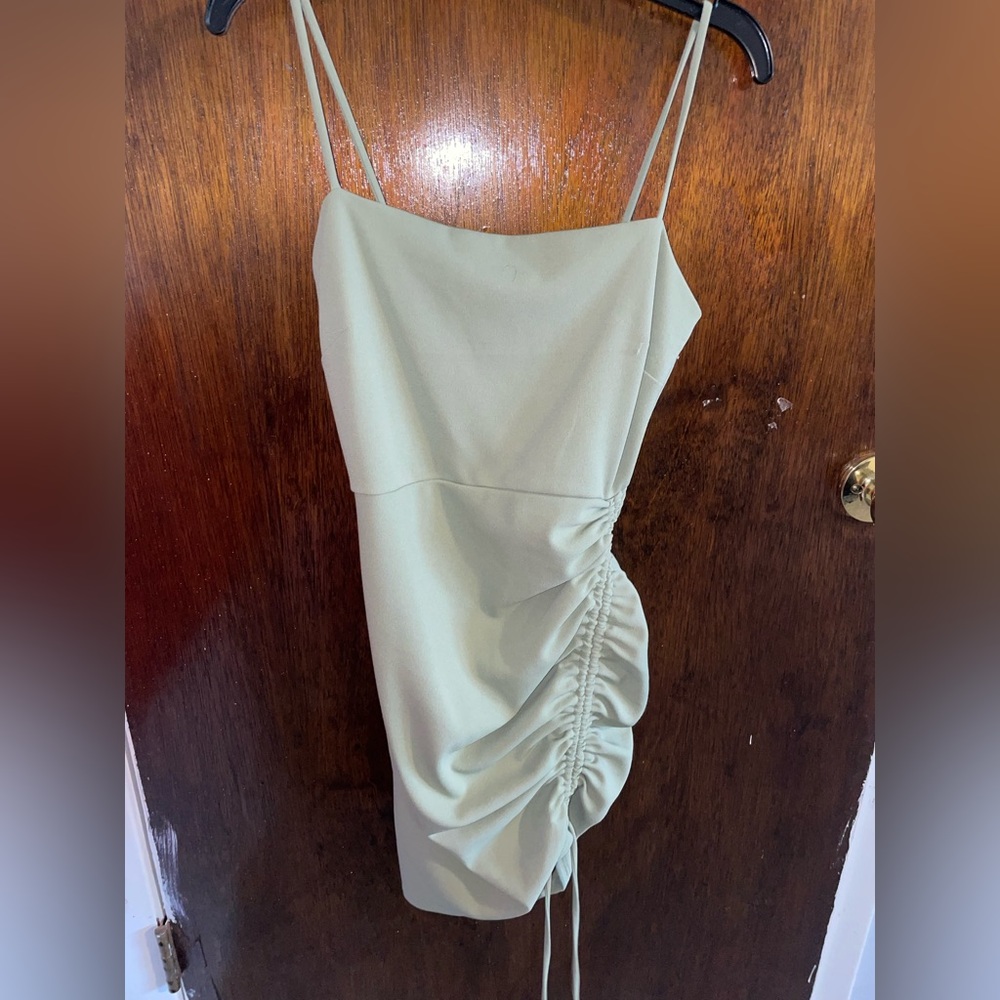 MINT GREEN BODYCON DRESS SIZE SMALL